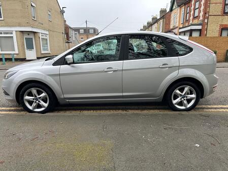 FORD FOCUS 1.6 TDCi DPF Zetec