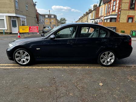 BMW 3 SERIES 2.0 320i SE Saloon